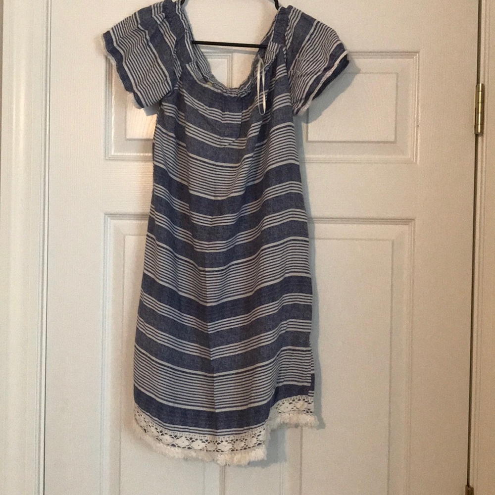 Perfect off the shoulder dress!